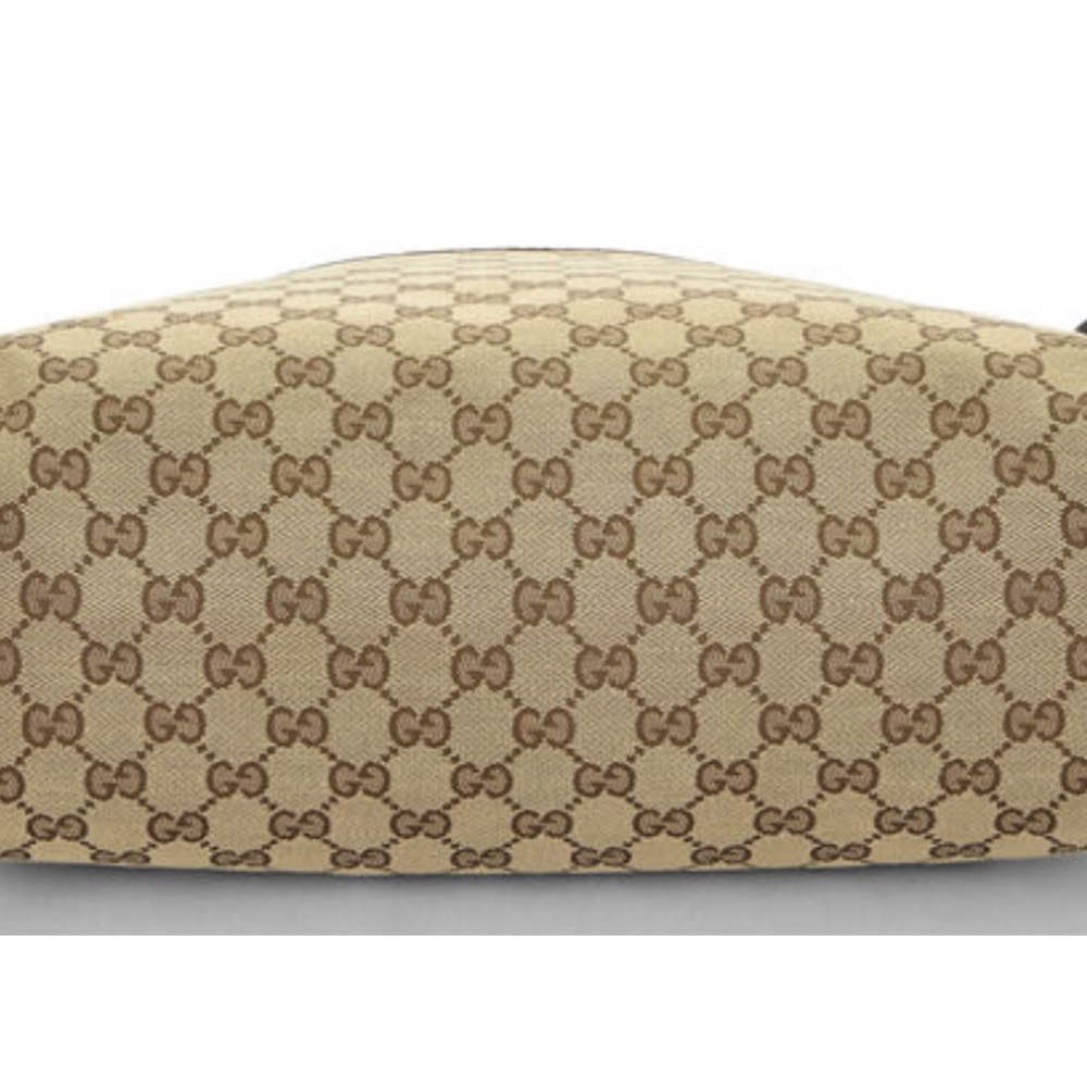 Gucci Original GG Canvas Web Messenger
NWT - Picture 5 of 6